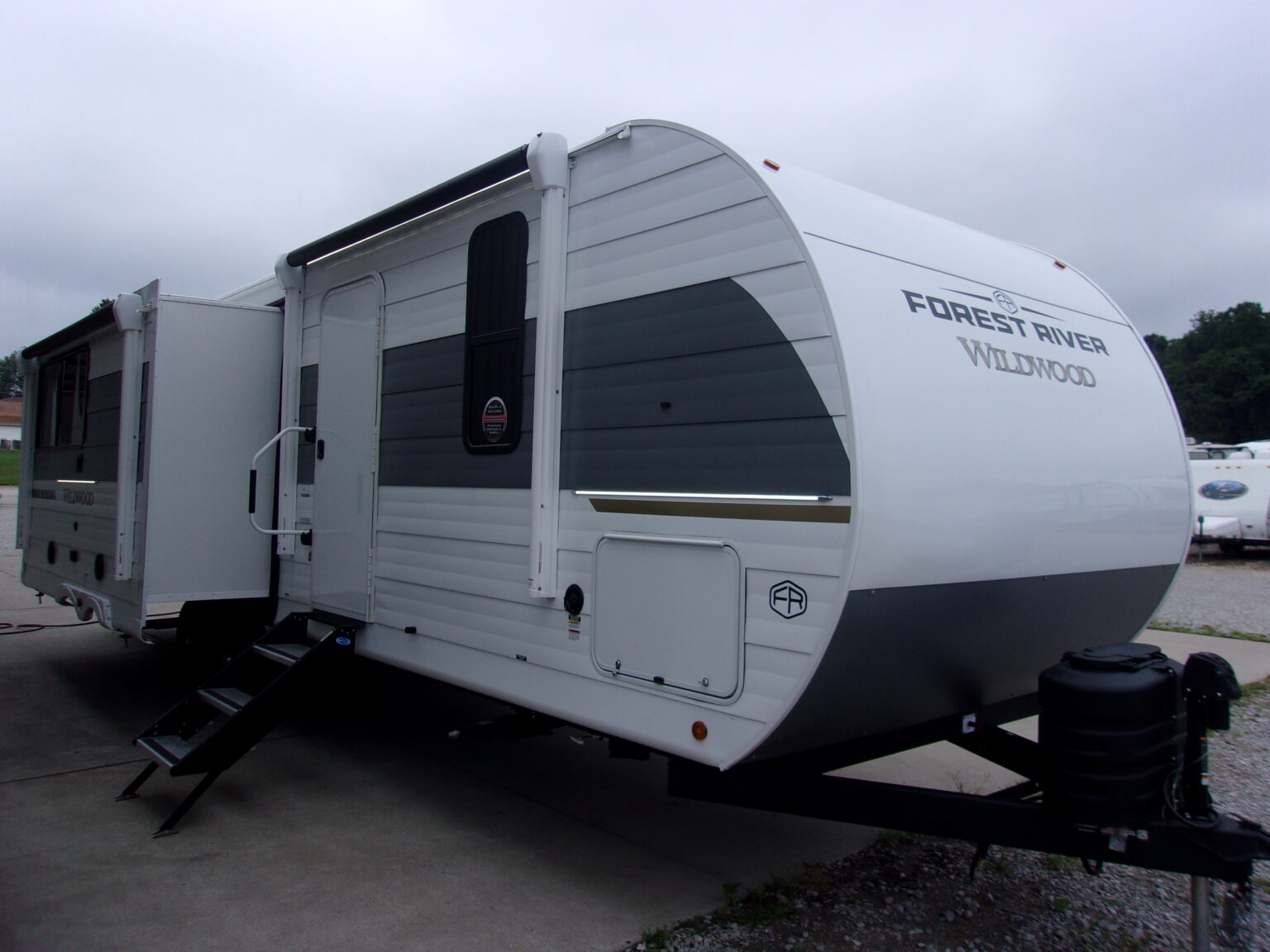 Travel Trailers Archives - Wolfe Camper Sales