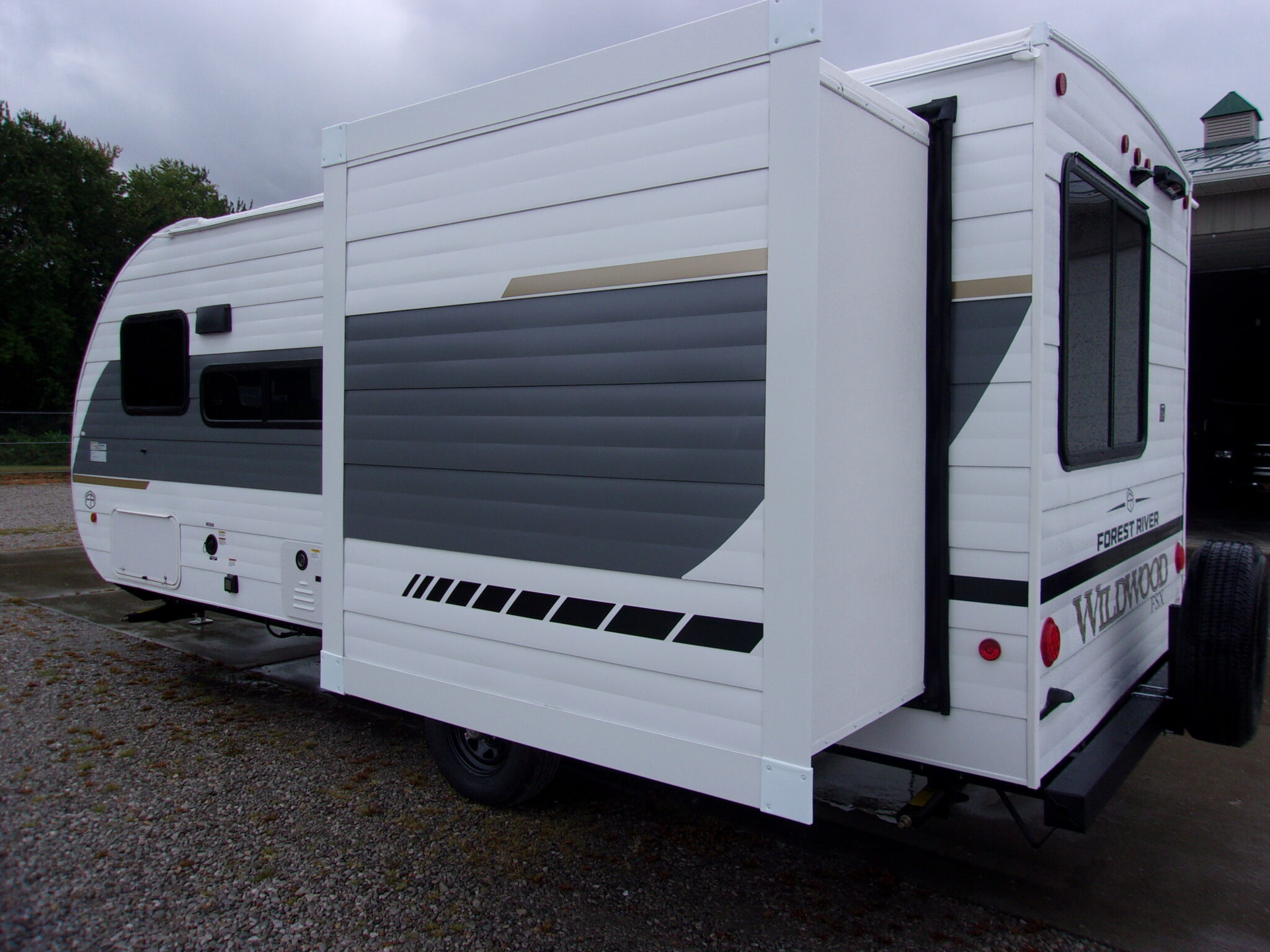 Travel Trailers Archives - Wolfe Camper Sales
